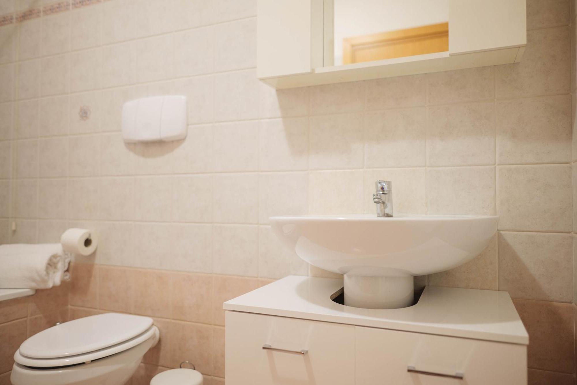 Casa Ghandi Vicino A Roma Con Box Auto E Wi-Fi Monterotondo  Esterno foto
