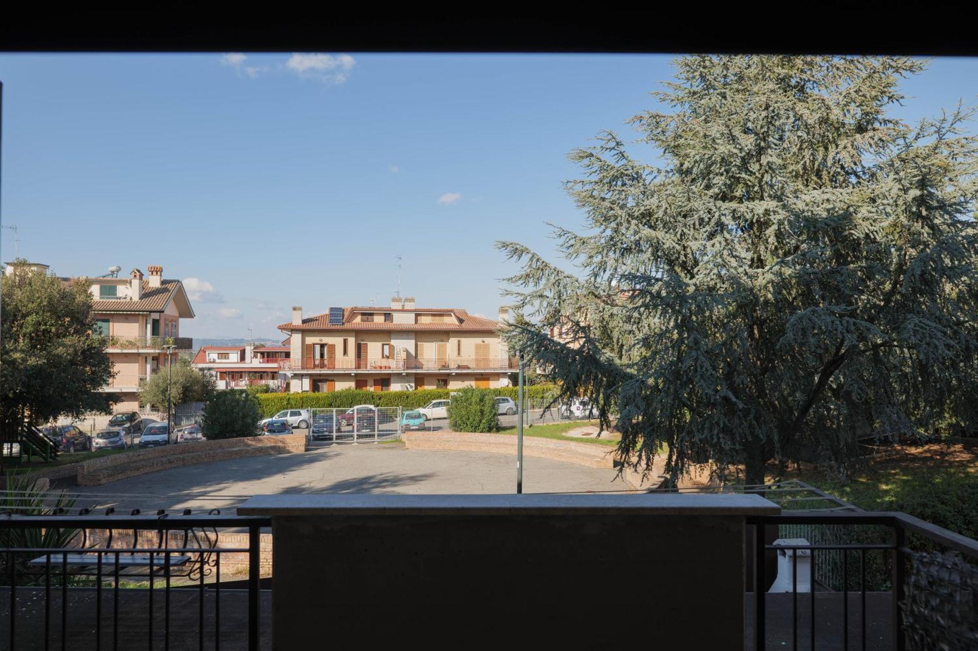 Casa Ghandi Vicino A Roma Con Box Auto E Wi-Fi Monterotondo  Esterno foto